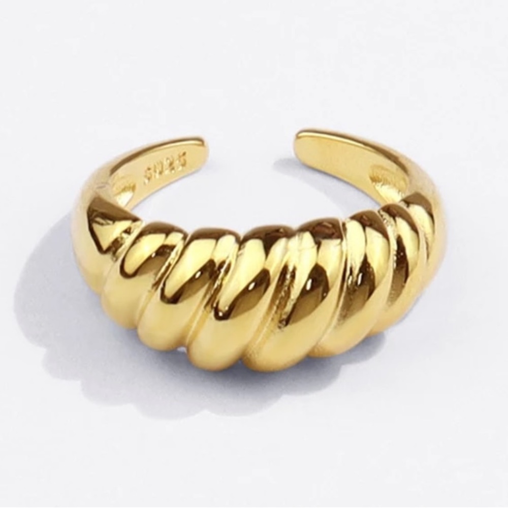 NEW GOLD FRENCH 925 STERLING SILVER ADJUSTABLE RING, CUTE RING, SHINY RING. - Picture 3 of 8